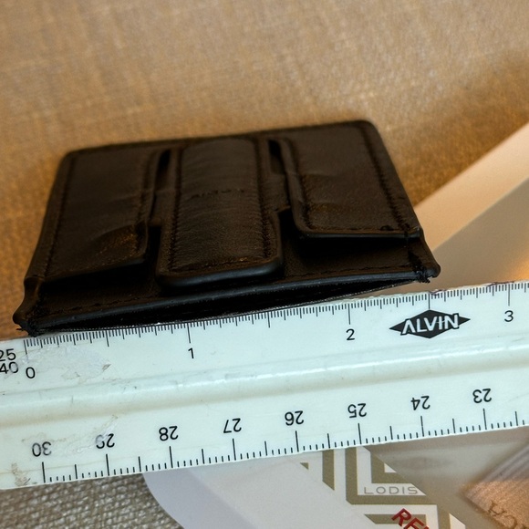 Lot of 5 LODIS adhesive tech card case holders cell phone RFID leather NEW - Picture 8 of 11